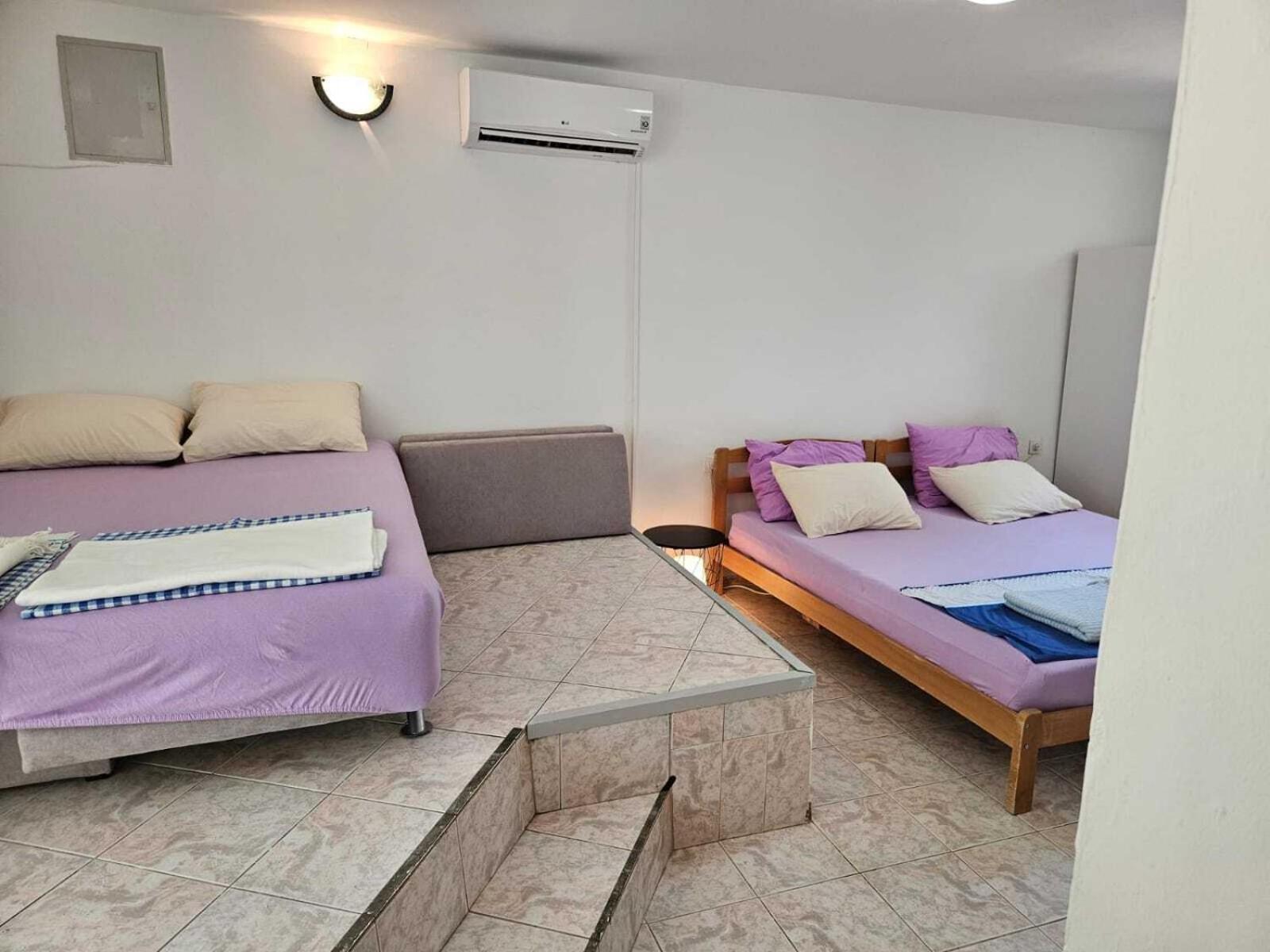 Hana Beach Apartment Novalja Exteriör bild