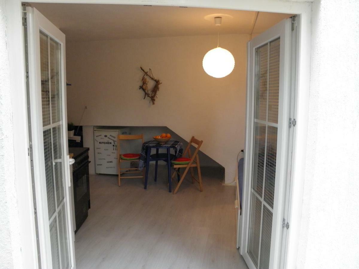 Hana Beach Apartment Novalja Exteriör bild